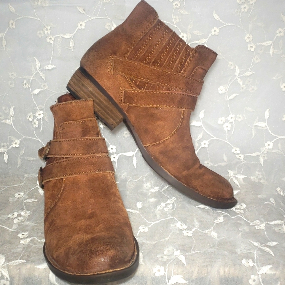 Born Brand Women's Tan Suede Leather Ankle Boots.